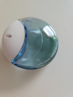 a Drop D’issey ISSEY MIYAKE Eau De Parfum 50ml