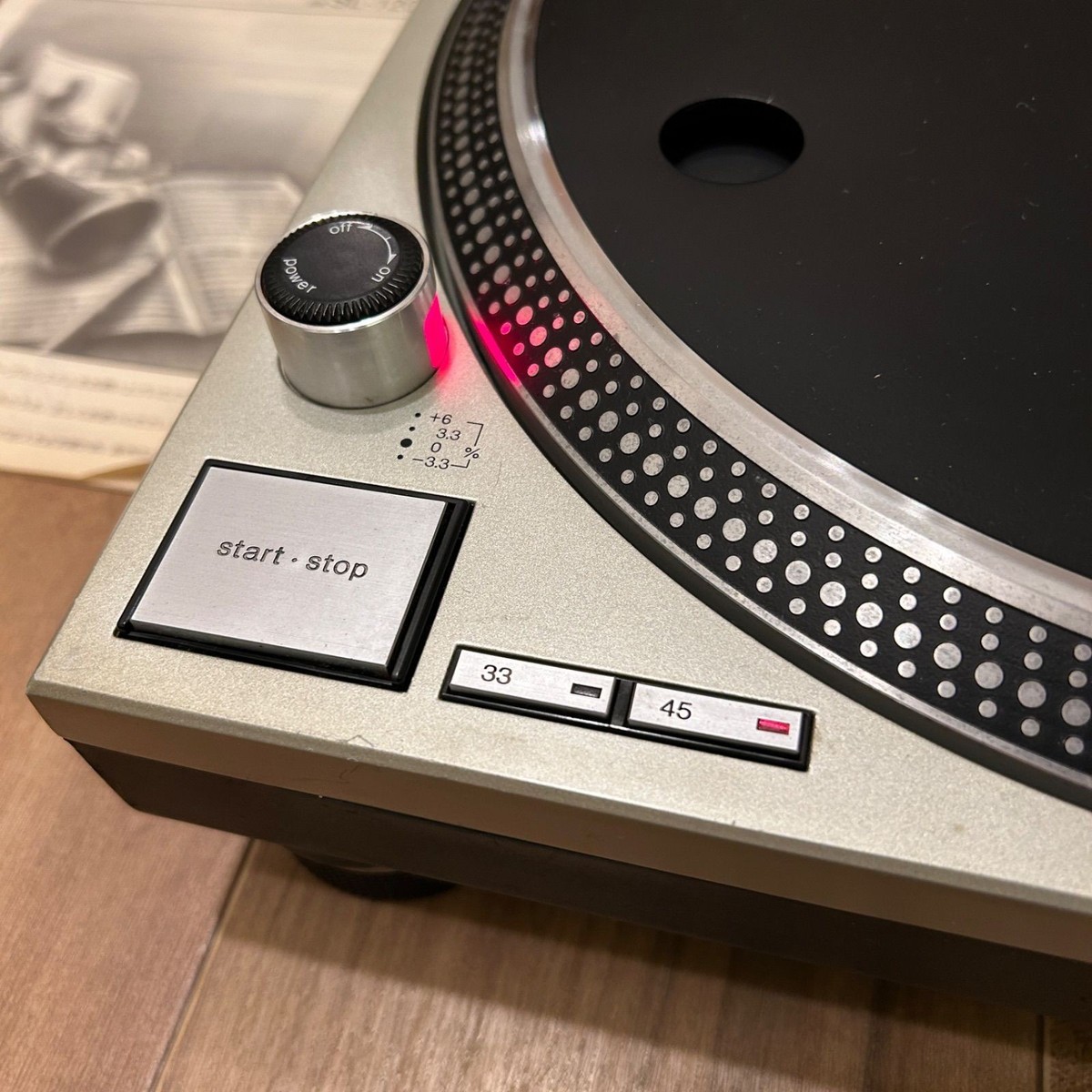 Technics SL-1200MK3D Direct Drive Turntable Quartz 33 45 RPM
