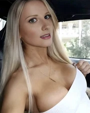 ‘MELISSA RAUCH’ Sexy Sitcom Star “Big Bang Theory” 8X10 Glossy Print “STUNNING!”