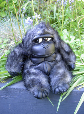 NEU MIT ETIKETT VINTAGE GROVE INTERNATIONAL GORILLA WEICHES KUSCHELTIER PLÜSCHTIER PLÜSCHTIER SEITENAUGE