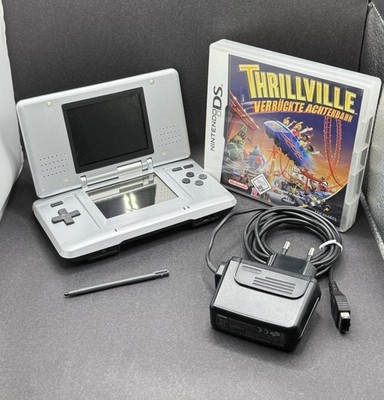 Nintendo DS Classic Handheld-Spielkonsole Silber original Ladekabel & Spiel