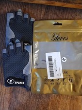 Sports Gear Fingerless Tactical Gloves Grey - New in packaging KIDS Medium. S1b
