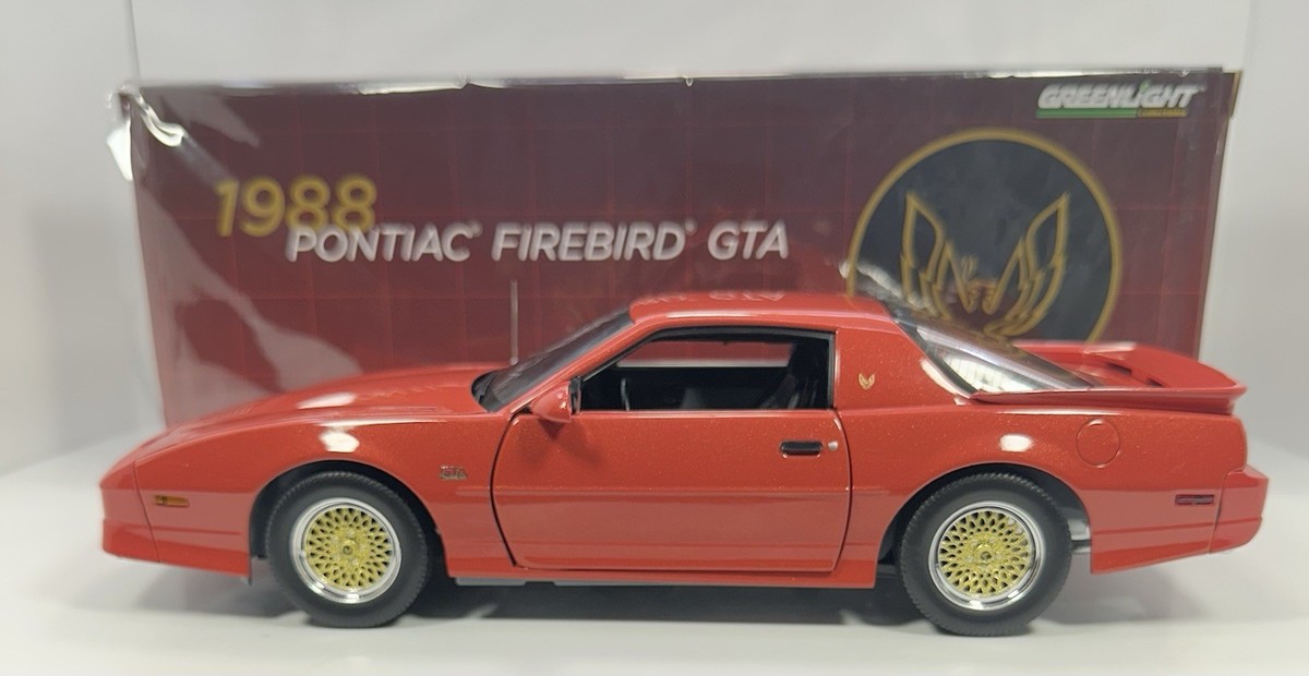 グリーンライト 1/18 ポンティアック GTA GREENLIGHT 1/18 Scale 1988 PONTIAC TRANS AM GTA “Incredible