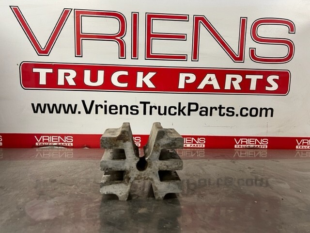 PACCAR PETERBILT KENWORTH SPACER-BLOCK FRONT AXLE B80-6011
