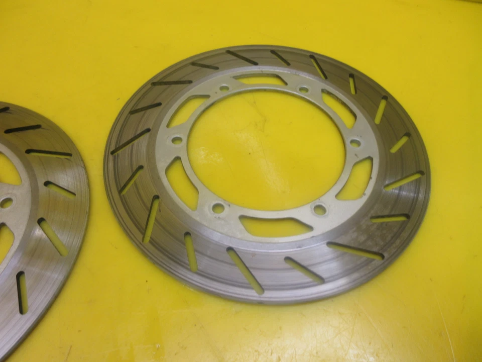 原始设备制造商 1986 年 1987 年正品 YAMAHA FAZER FZX 700 LH 右握前制动盘马达套装一对 — 第 3/4 张图片