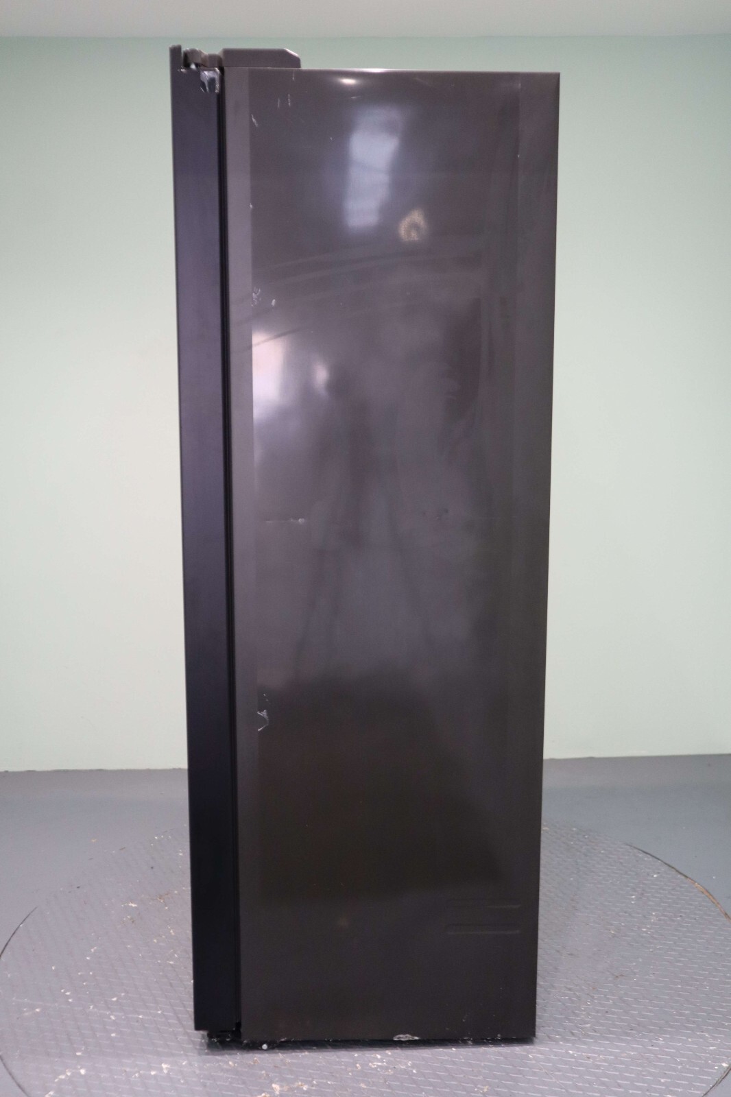 Haier HSOBPIF9183 American SidebySide Fridge Freezer Plumbed