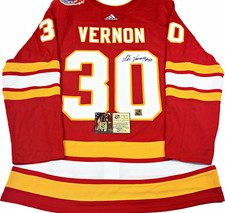 COA-PRO-52 MIKE VERNON CALGARY FLAMES AUTO/SIGNED 1989 CUP PATCH ADIDAS JERSEY