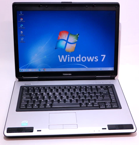 Windows 7 Retro Laptop Toshiba Satellite L40-139 15.4" Intel 1.6 GHz 120 GB  Win