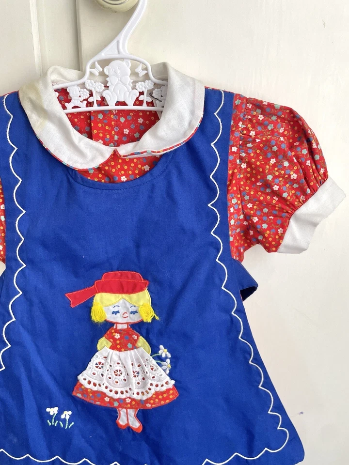 Vintage 60's 70's Baby Girl Rikki Junior Red Ditsy Floral Dress & Apron Size 2 Foto 4 de 4