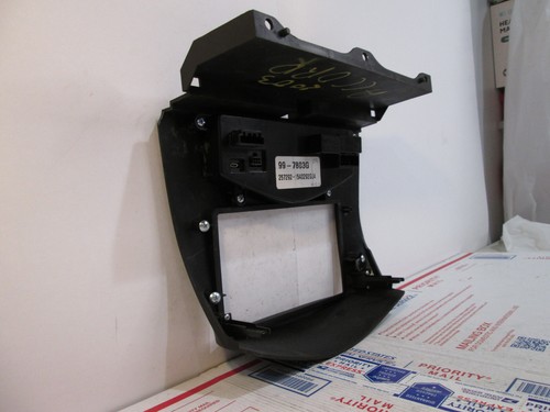 Kit de instalación doble DIN Metra 99-7803G para Honda Accord Climate 2003-2007 selecto - Imagen 9 de 14