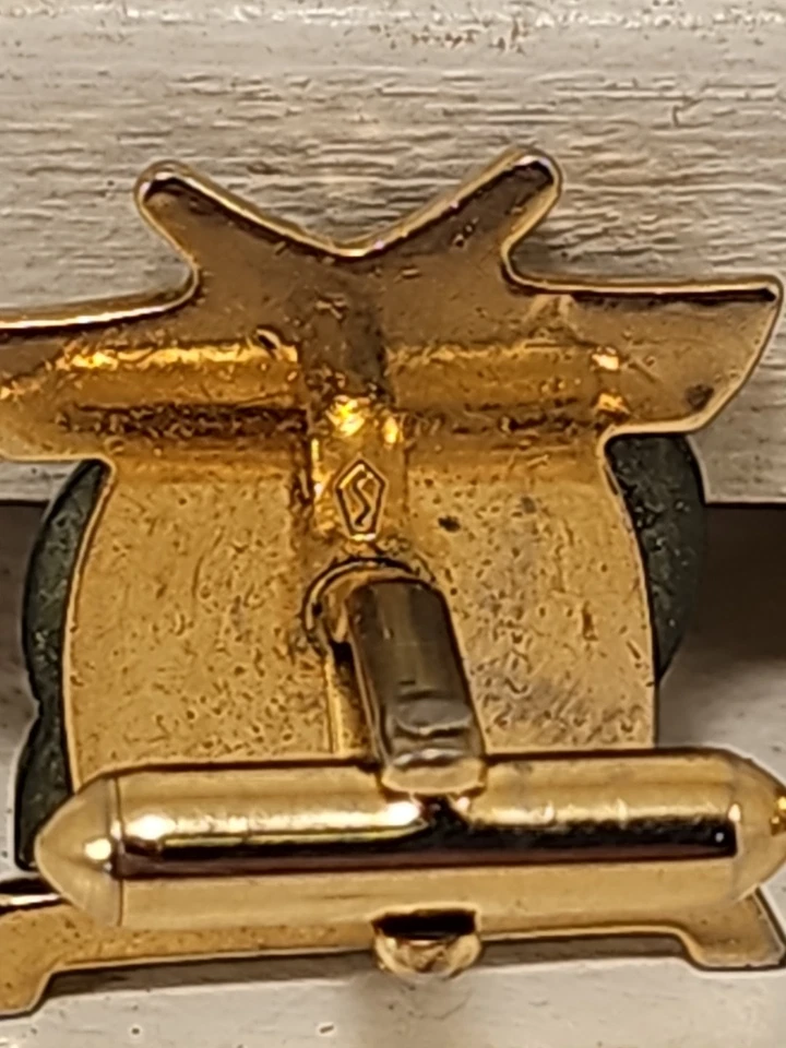 Juego De Gemelos De Colección SWANK Grand Prix Jade Elephant Foto 3 de 4