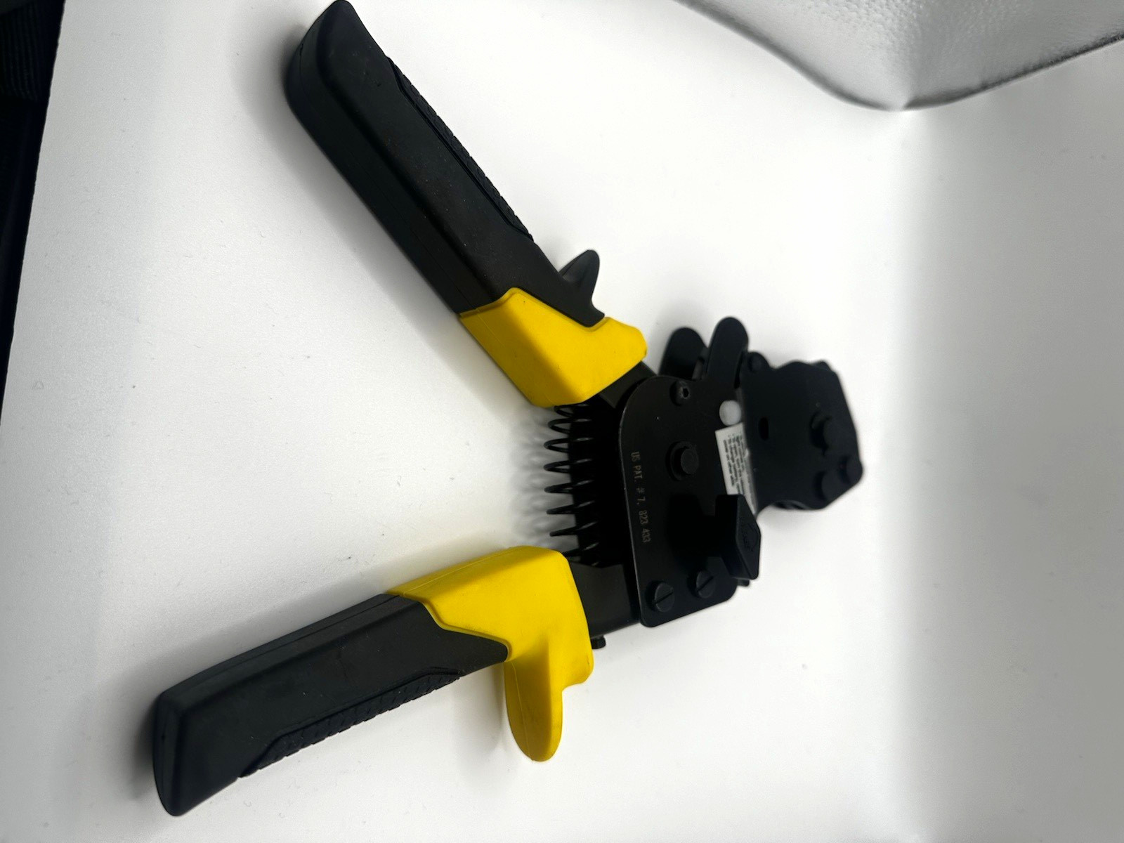 ASTM F2098 PEX Cinch Tool Clamp Tool for 3/8 1/2 5/8 3/4 1 in