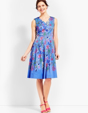 NWT RSVP by Talbots Dress Sz 4 Blue Floral Scalloped Neck Pockets Stretch Midi