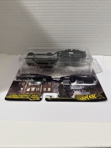 Hot Wheels Premium Team Transport Jaguar Mk1 Defender 100 - Picture 6 of 8