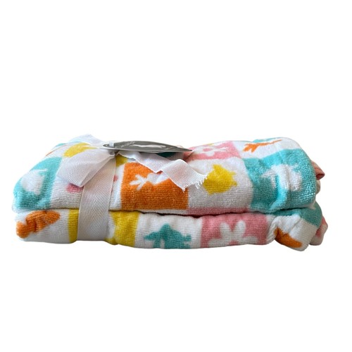 Set of 2 Casaba Easter Bath Hand Towels Multicolor Bunnies Carrots Chicks NEW - Picture 4 of 13
