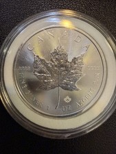 2022 Canadian Maple Leaf 1 oz .9999 Silver $5 Coin in Capsule E43