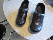 Pre-owned women's Orginal Koi Sanita blac Danish Clogs size 38 US 8