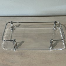 Beautiful Rectangular Clear Bottom Acrylic Va...