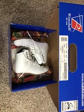 Reidell Women  s Figure Skates