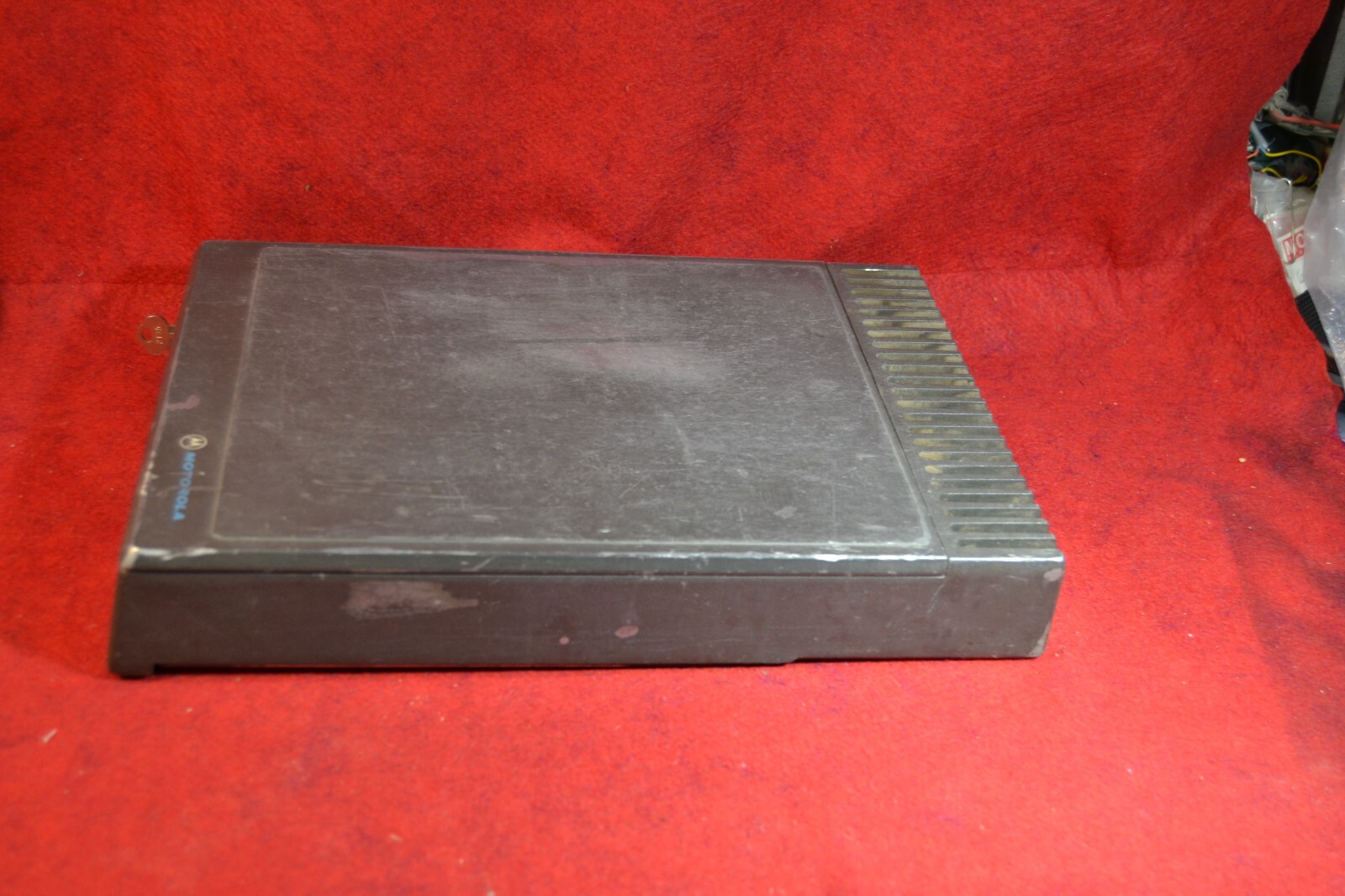 Motorola Mitrek T81JJA4000DK 29.7 to 38.999 MHz 100 watt mobile 2-way radio.