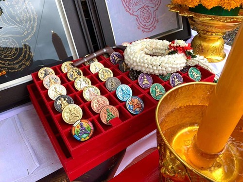 Moneda de Plata OVNI Alienígena LP Lek Thai Amuleto Mágico Poderoso Universo Yant Protect A9 - Imagen 14 de 18