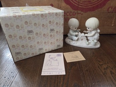 1984 Precious Moments Figurine ''God Bless Our Home'' #12319 Boxed
