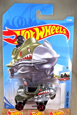2019 Hot Wheels Treasure Hunt #15 HW Ride-Ons 3/5 BAZOOMKA Drk Green w/Red AD Sp