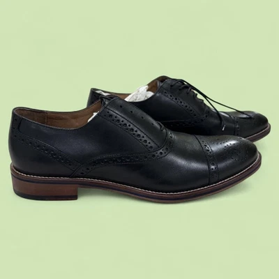 Johnston & Murphy Black Wingtip Dress Shoes for Men for sale  display picture 2