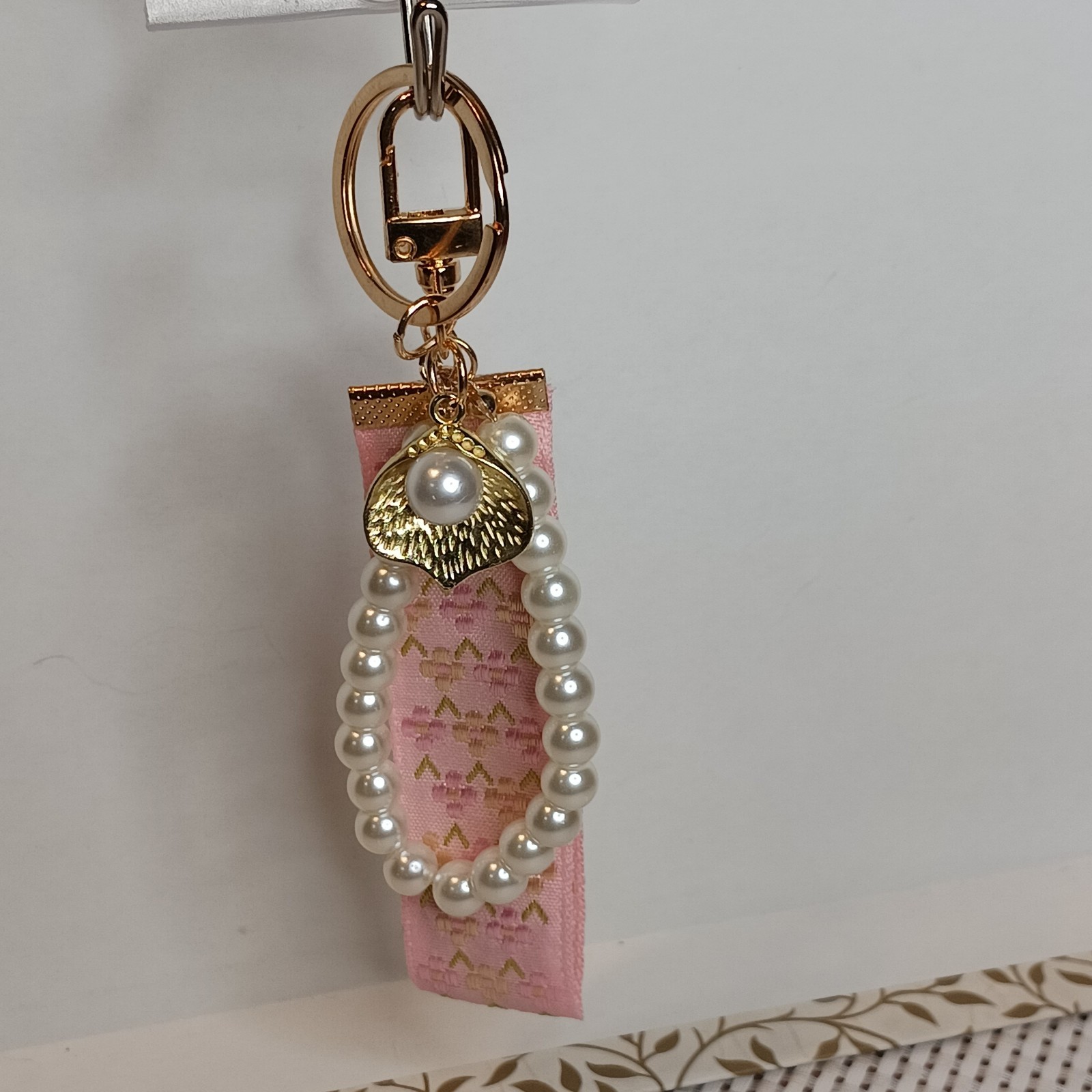 White Pearl Bead Wristlet Keychain for Women - Stylish & Elegant