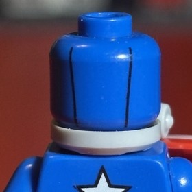 Lego Captain America Minifigure Marvel 76048 With Shield, Flippers & Breather.