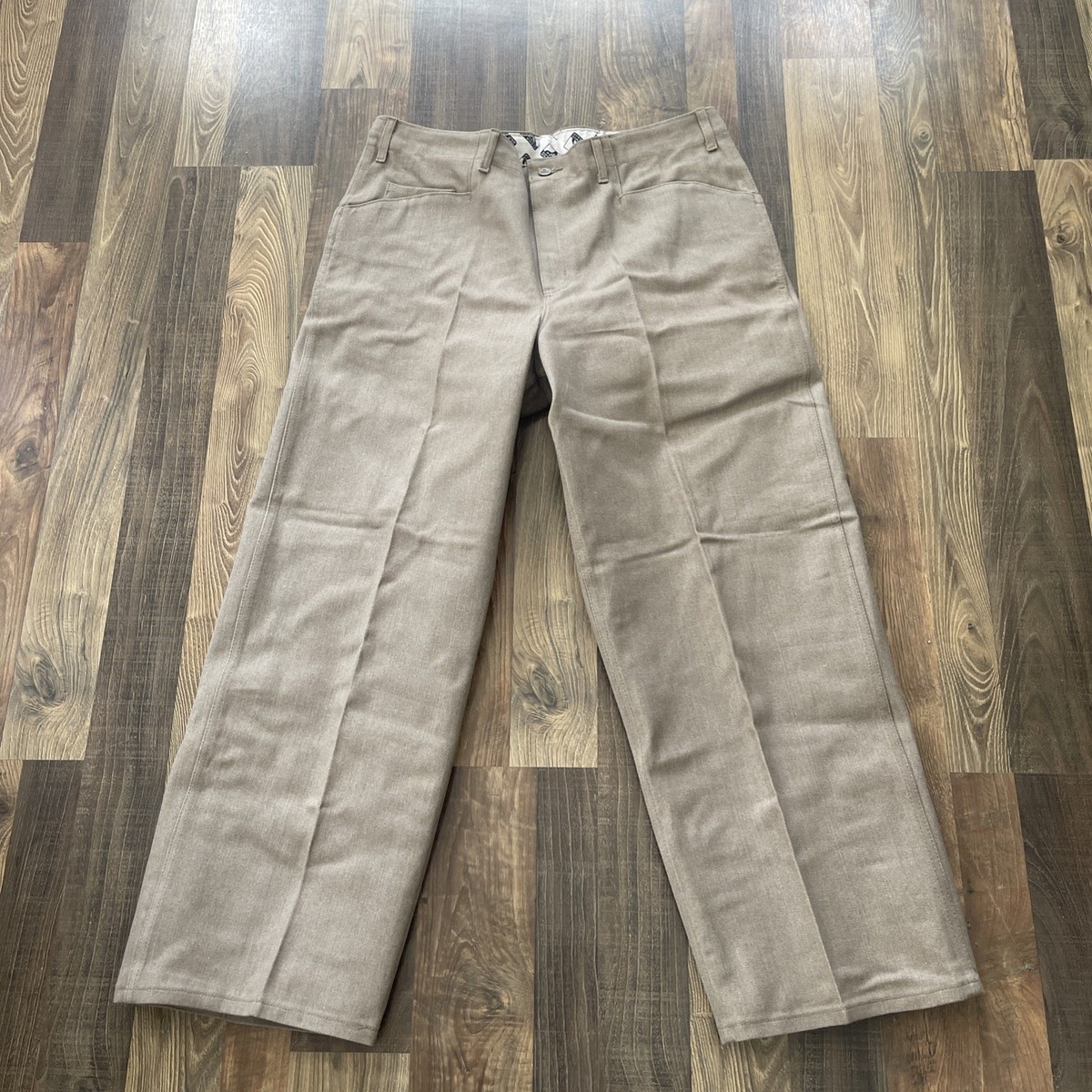 Vintage 90s NWT Ben Davis Gorilla Cut Light Brown Work Pants Made Vintage 90s NWT Ben Davis Gorilla Cut Light Brown Work Pants Made