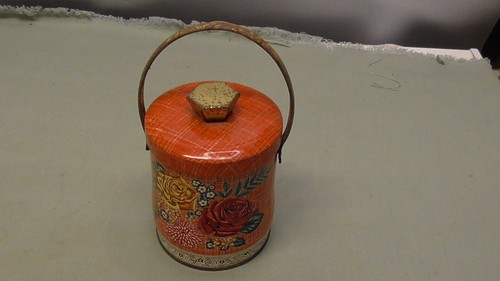 Vintage Murray Allen Biscuit Tin floral with Handle Made in England