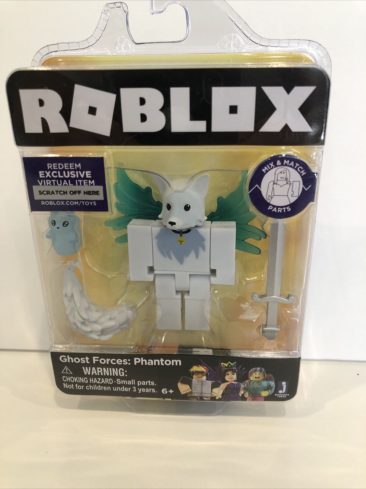 Roblox Action Collection - Phantom Forces: Ghost Figure Pack [Includes  Exclusive Virtual Item] 