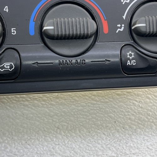 99-02 Chevy Silverado GMC Sierra Heater A/C Climate Control Unit No Defrost OEM - Picture 6 of 19