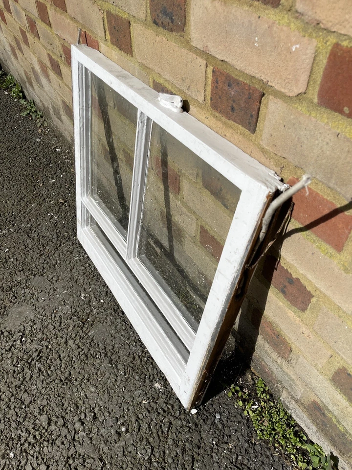 Reclaimed Old Victorian Edwardian Wooden 3 Panel Sash Window - Image 4 of 4