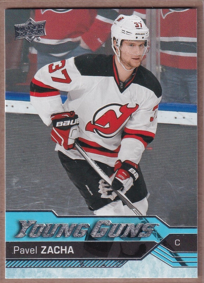 2016-17 Upper Deck Young Guns Silver Foil #248 Pavel Zacha RC - Devils / Bruins