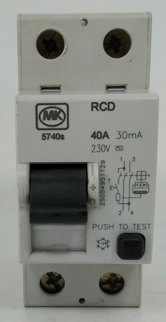 RCD CIRCUIT BREAKER RCCB 5130//030 M4.5 CRABTREE C50 30A 30mA TYPE 2