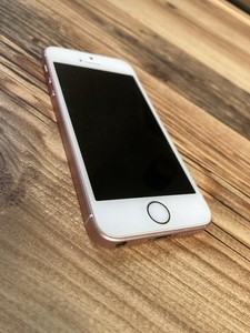 Apple iPhone SE 64GB