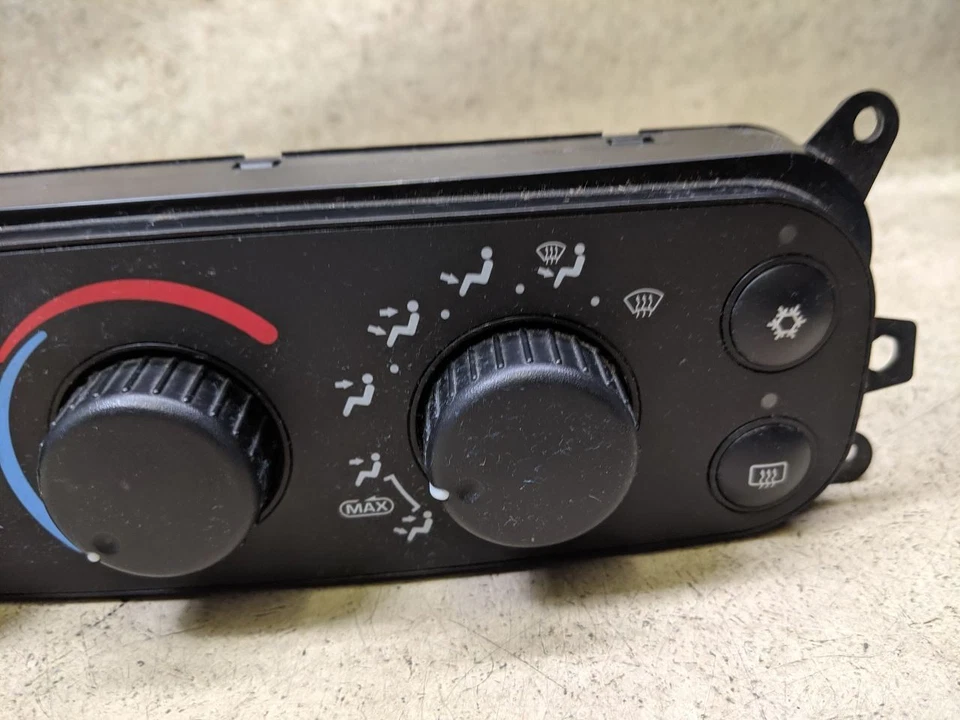 Controle climático de temperatura AC vidro traseiro aquecido compatível com 2001 DODGE DAKOTA f91 - Imagem 3 de 4