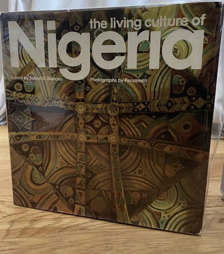 Die lebendige Kultur Nigerias von Saburi Biobaku (Herausgeber). 1. Auflage 1976 HB - Bild 1 von 6