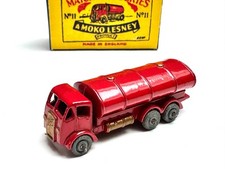 Matchbox Lesney Regular Moko No. 11 A ERF Petrol Tanker rot mit ESSO top Zustand