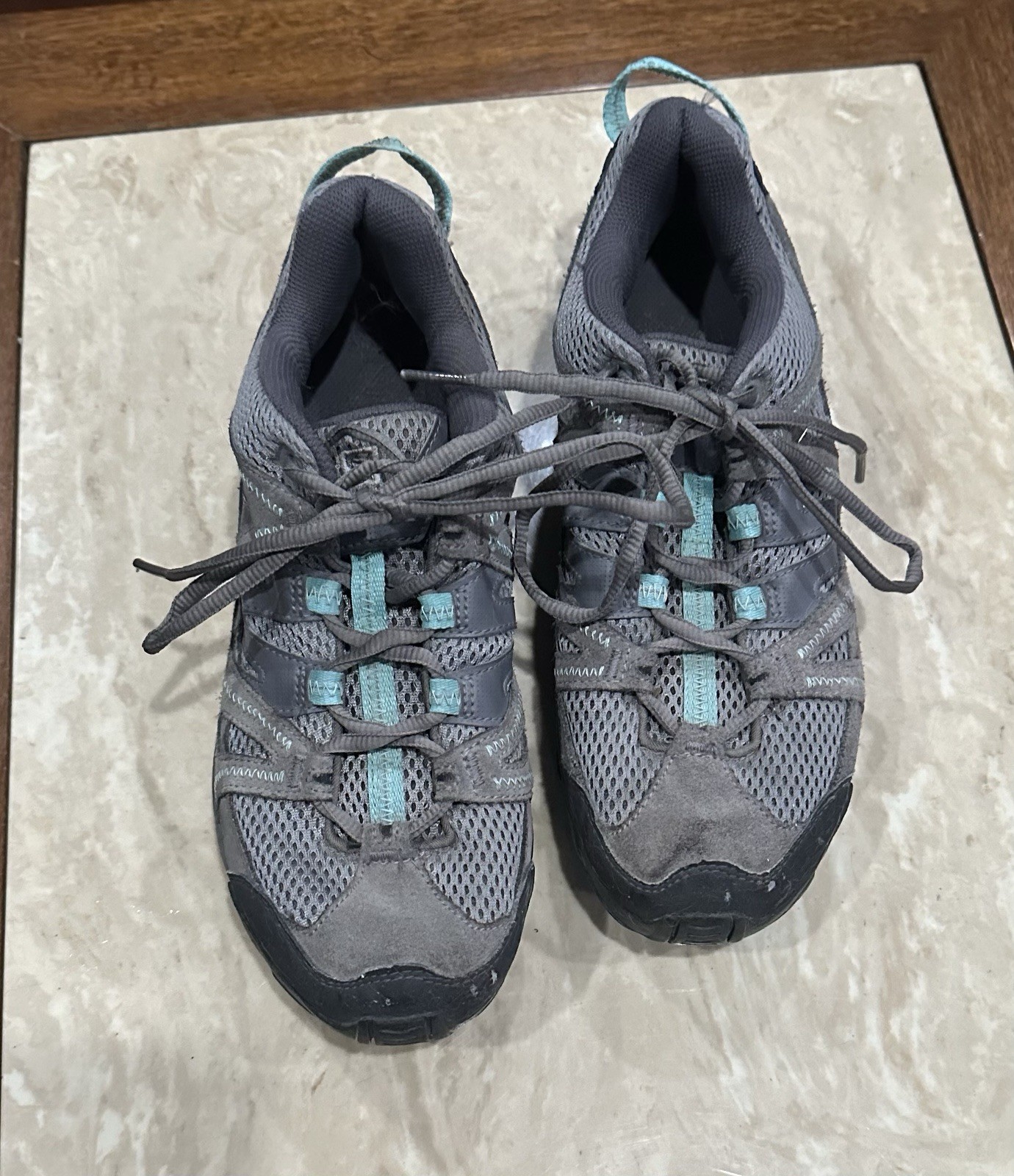 Scarpe da ginnastica Salomon Ortholite Contagrip da uomo 8 5 trail running passeggio escursionismo