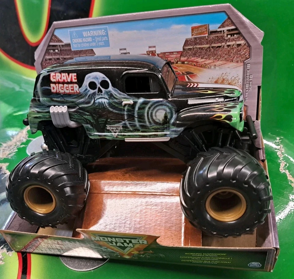 GRANDMA GRAVE DIGGER Large 1/24 One Time Release Rare Htf Vintage Grave Digger - Image 2 of 4