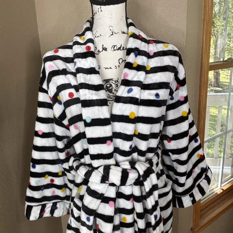 Женский халат Kate Spade средний размер черная белая полоса в горошек флис KS41653 - Изображение 2 из 4