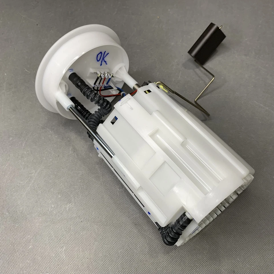 Bomba de combustible original original para Volkswagen Beetle Golf Jetta 1998-2010 R32 69740 Foto 4 de 4