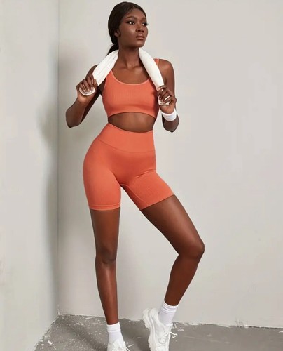 2pc Ribbed , Padded Bra . Workout Outfit - Picture 4 of 6