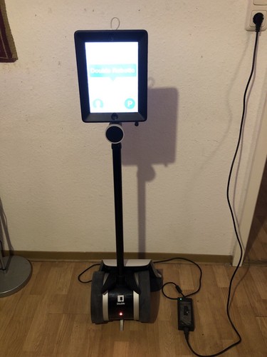 Double Robotics 1.Version Komplett-Set + iPad Air Wifi Space Gray 32GB &OVP‘s #1 - Zdjęcie 4 z 21