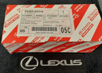 FRONT TOYOTA CAMRY NEW BRAKE PADS GENUINE OEM LEXUS ES350/300H 04465-AZ216 07-18