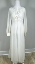 Vintage I Do Union Made Nylon Peignoir Set Ivory Robe Nightgown Bridal Boudoir M