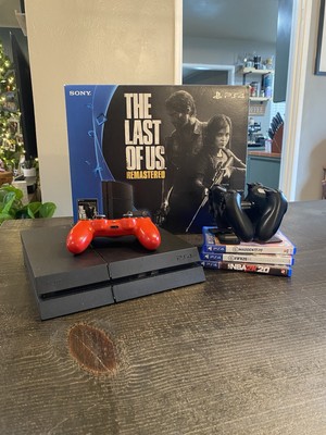 Sony PlayStation 4 The Last of Us 500GB Jet Black Console w/ Controllers